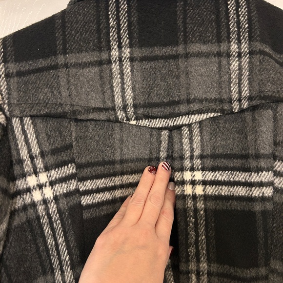 Hydraulic Stylish Black Plaid Women's Coat Medium EUC - Picture 10 of 16